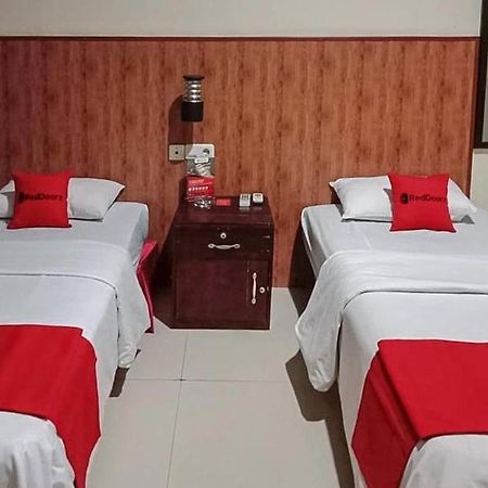 Reddoorz @ Sorong City Center Eksteriør billede