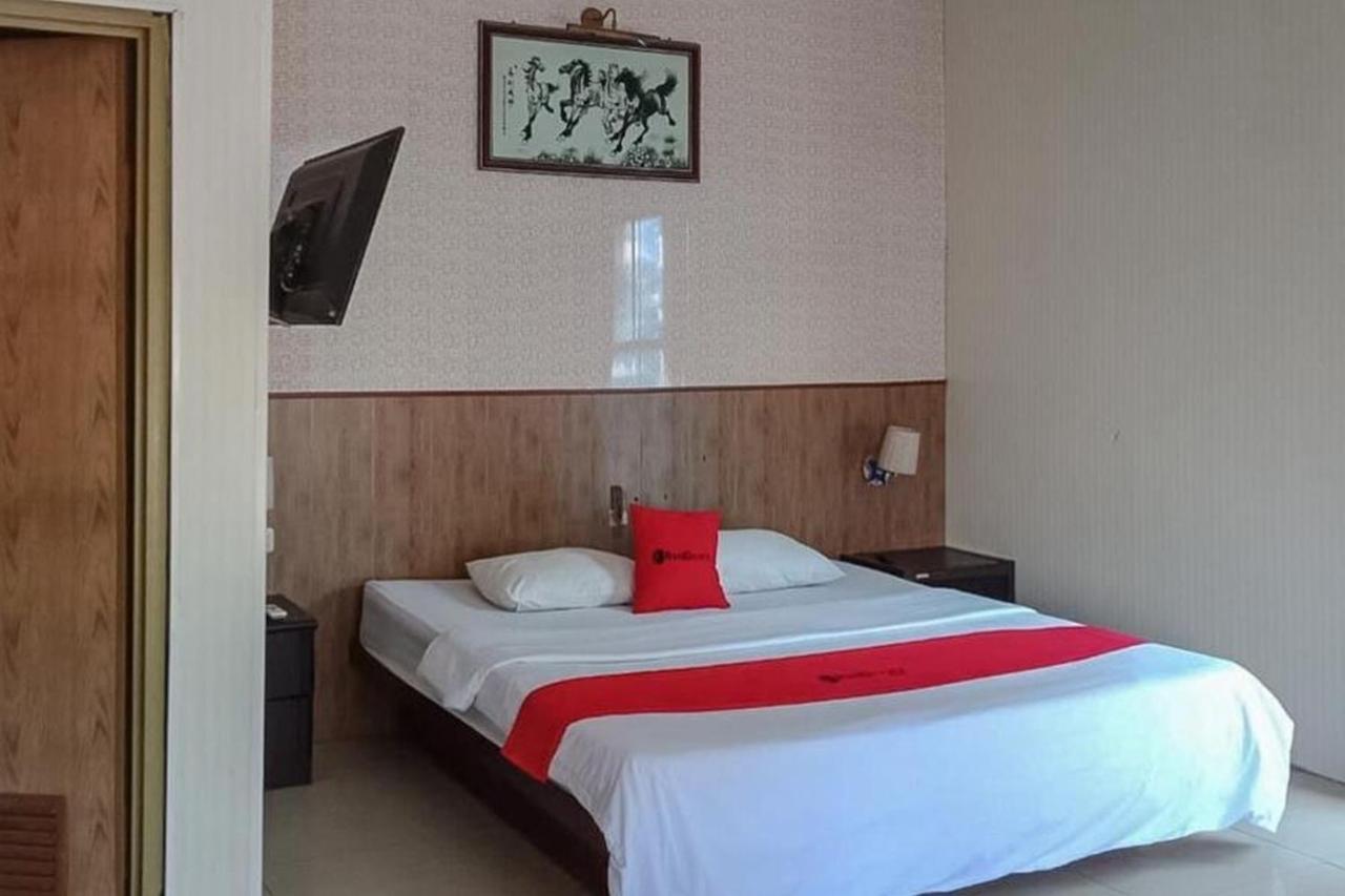 Reddoorz @ Sorong City Center Eksteriør billede