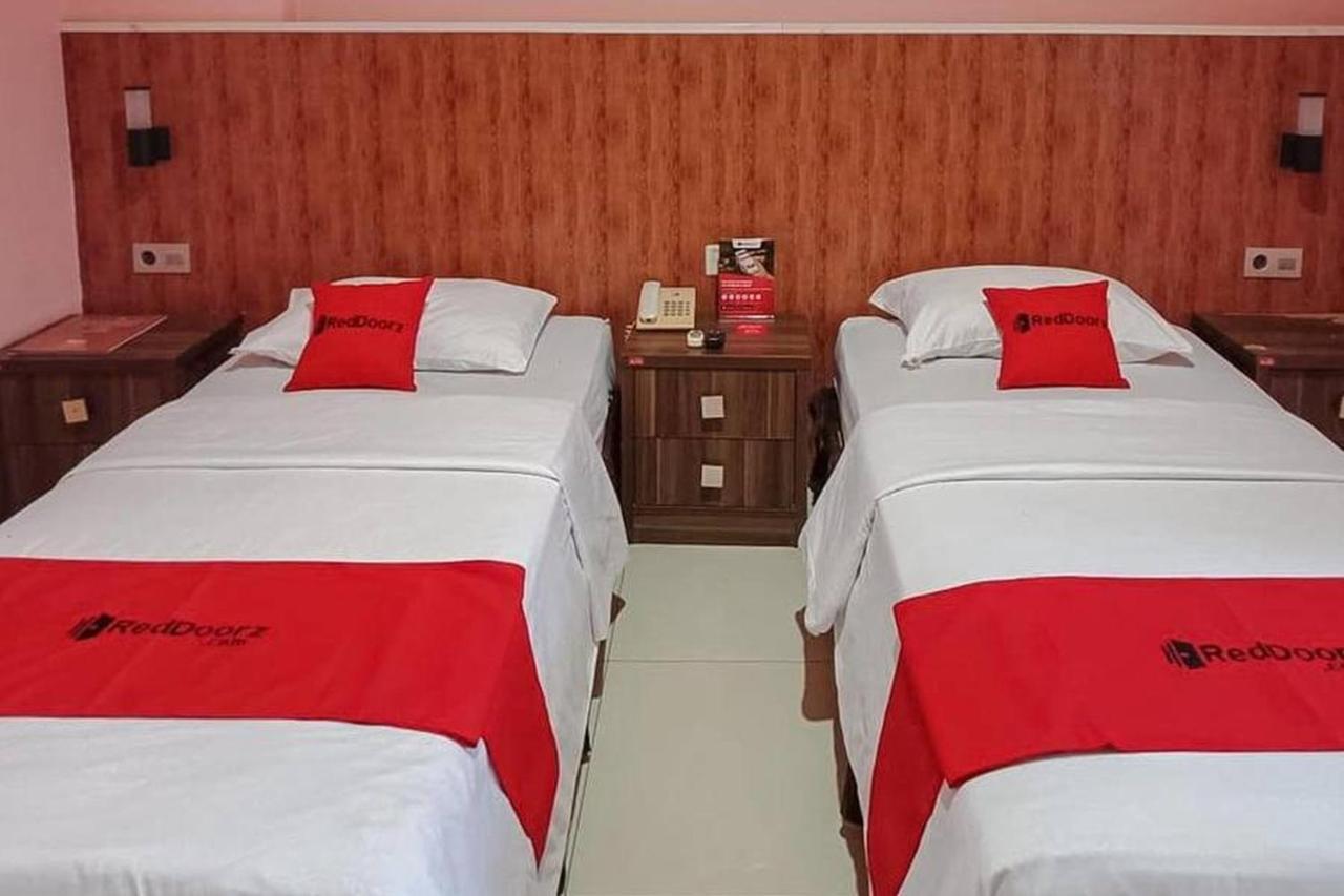 Reddoorz @ Sorong City Center Eksteriør billede